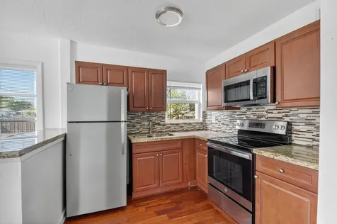 1011 W Lakewood Road West Palm Beach FL 33405