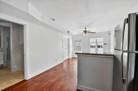 1011 W Lakewood Road West Palm Beach FL 33405