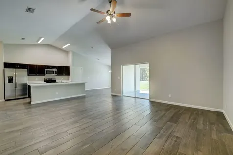 1573 SW Tiskilwa Avenue Port Saint Lucie FL 34953