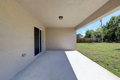 1573 SW Tiskilwa Avenue Port Saint Lucie FL 34953