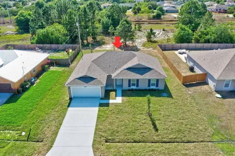 1573 SW Tiskilwa Avenue Port Saint Lucie FL 34953