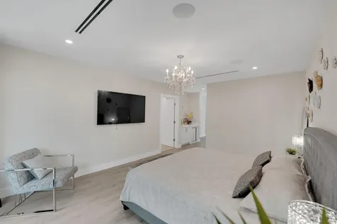 1238 NE 17th Avenue Fort Lauderdale FL 33304