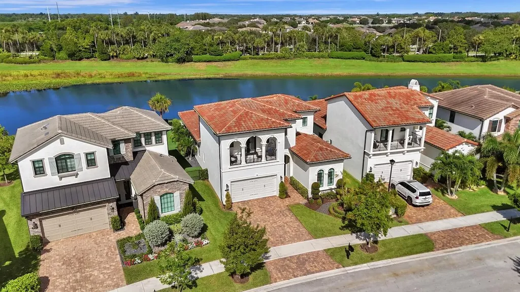 8355 Grand Prix Lane Boynton Beach FL 33472
