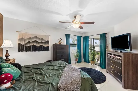 109 Liberty Court Deerfield Beach FL 33442