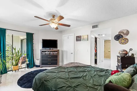 109 Liberty Court Deerfield Beach FL 33442