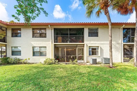 109 Liberty Court Deerfield Beach FL 33442