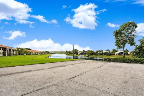 109 Liberty Court Deerfield Beach FL 33442