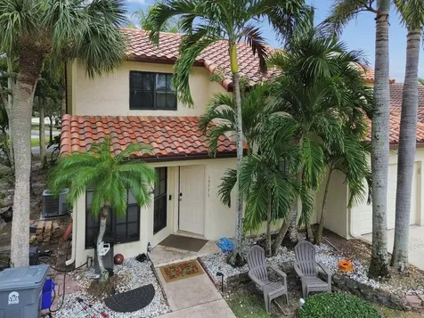 10272 Hidden Springs Court Boca Raton FL 33498