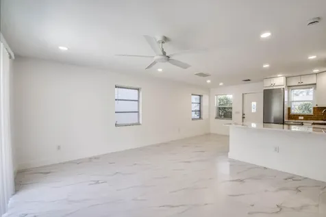 10084 Meridian Way Palm Beach Gardens FL 33410