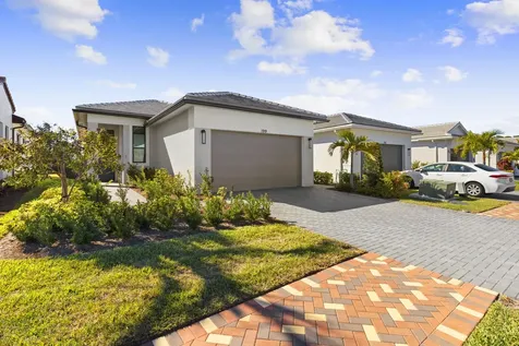 199 SE Via Sangro Port Saint Lucie FL 34952