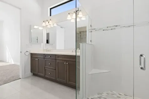 199 SE Via Sangro Port Saint Lucie FL 34952