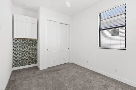 199 SE Via Sangro Port Saint Lucie FL 34952