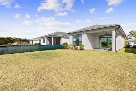199 SE Via Sangro Port Saint Lucie FL 34952