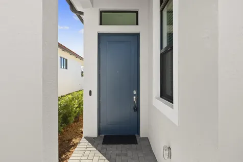 199 SE Via Sangro Port Saint Lucie FL 34952
