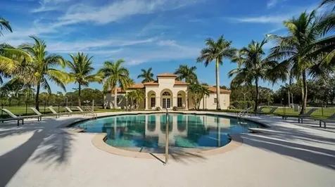 199 SE Via Sangro Port Saint Lucie FL 34952