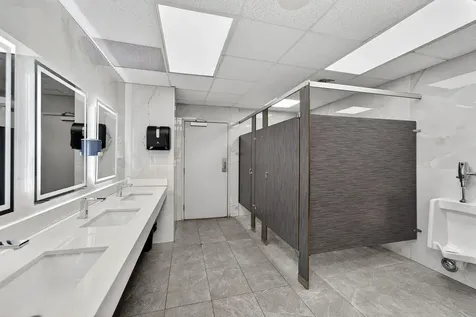 2950 W Cypress Creek Road Fort Lauderdale FL 33309