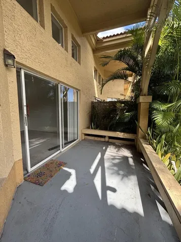 4831 Via Palm Lakes West Palm Beach FL 33417