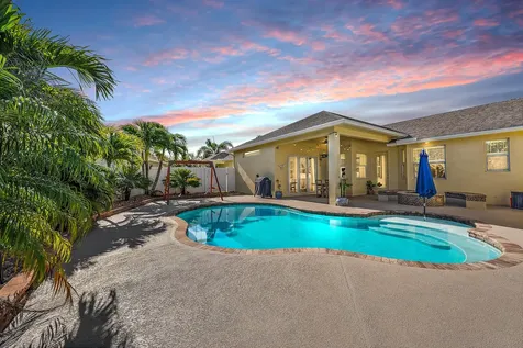 10352 SW Westlawn Boulevard Port Saint Lucie FL 34987