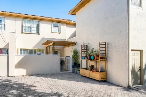 510 Nw 24th Avenue Boynton Beach FL 33426
