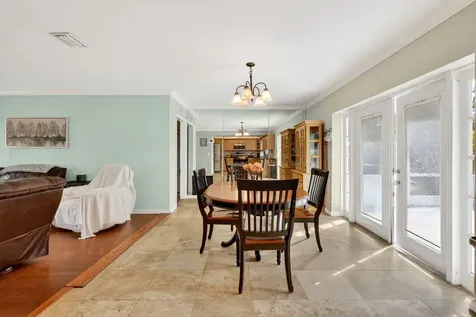 331 Ne Camelot Drive Port Saint Lucie FL 34983