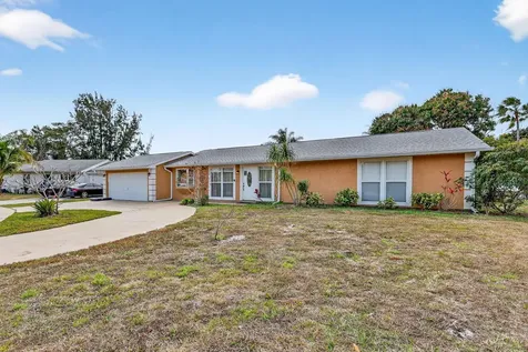 331 Ne Camelot Drive Port Saint Lucie FL 34983
