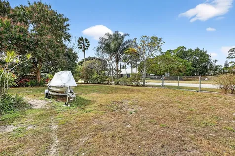 331 Ne Camelot Drive Port Saint Lucie FL 34983