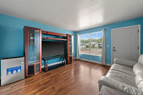 1635 W 32nd Street Riviera Beach FL 33404