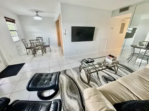 4063 Yarmouth D Boca Raton FL 33434