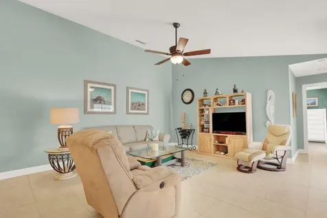 1904 Appleton Court Palm Beach Gardens FL 33403