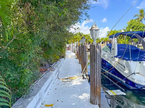 4740 Ne 22nd Avenue Lighthouse Point FL 33064