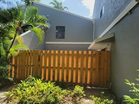 2 Crossings Circle B Circle Boynton Beach FL 33435