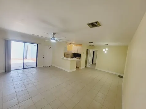 2 Crossings Circle B Circle Boynton Beach FL 33435