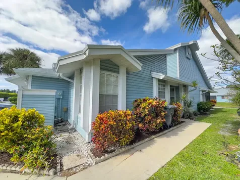 3851 Island Club Circle Lake Worth FL 33462