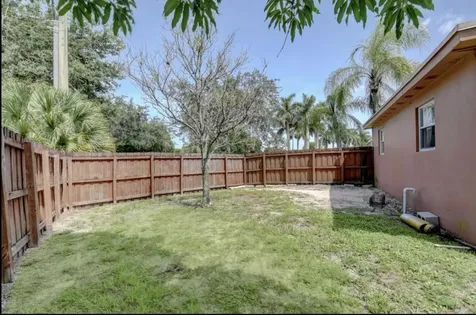 612 Hibiscus Drive Royal Palm Beach FL 33411