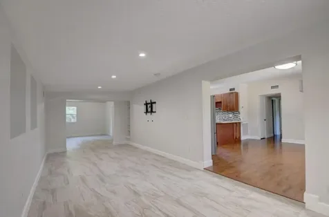 612 Hibiscus Drive Royal Palm Beach FL 33411