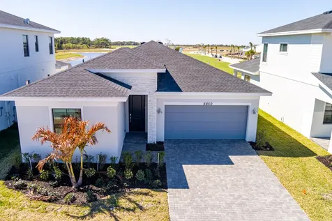 6850 Nw Kestrel Lane Port Saint Lucie FL 34987