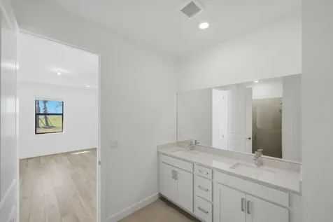 6850 Nw Kestrel Lane Port Saint Lucie FL 34987