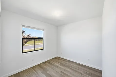 6850 Nw Kestrel Lane Port Saint Lucie FL 34987