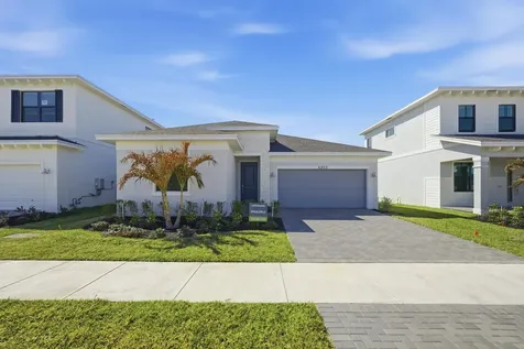 6850 Nw Kestrel Lane Port Saint Lucie FL 34987