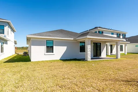 6850 Nw Kestrel Lane Port Saint Lucie FL 34987