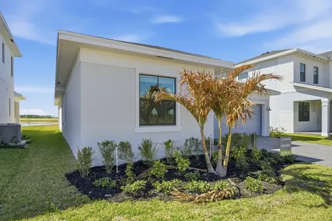 6850 Nw Kestrel Lane Port Saint Lucie FL 34987