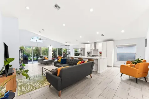 9702 Harbour Lake Circle Boynton Beach FL 33437
