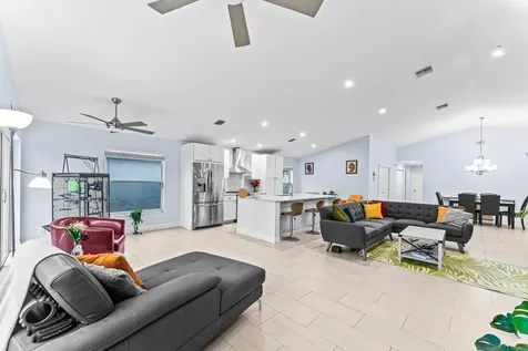 9702 Harbour Lake Circle Boynton Beach FL 33437