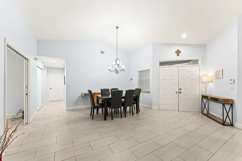 9702 Harbour Lake Circle Boynton Beach FL 33437
