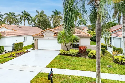 9702 Harbour Lake Circle Boynton Beach FL 33437