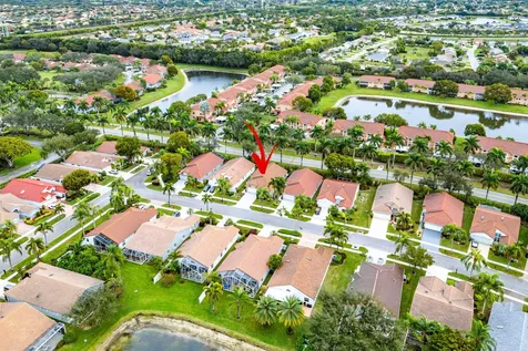 9702 Harbour Lake Circle Boynton Beach FL 33437
