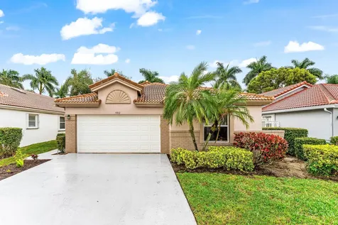9702 Harbour Lake Circle Boynton Beach FL 33437