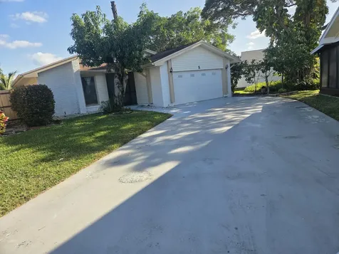 5 Fenwick Place Boynton Beach FL 33426