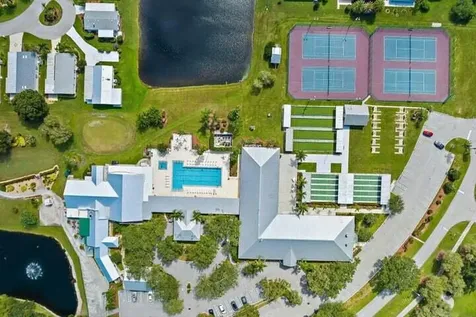 7654 Eastern Bluebird Drive Port Saint Lucie FL 34952