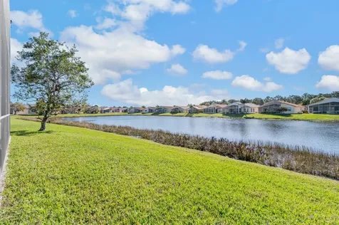 396 Springview Loop Port Saint Lucie FL 34986